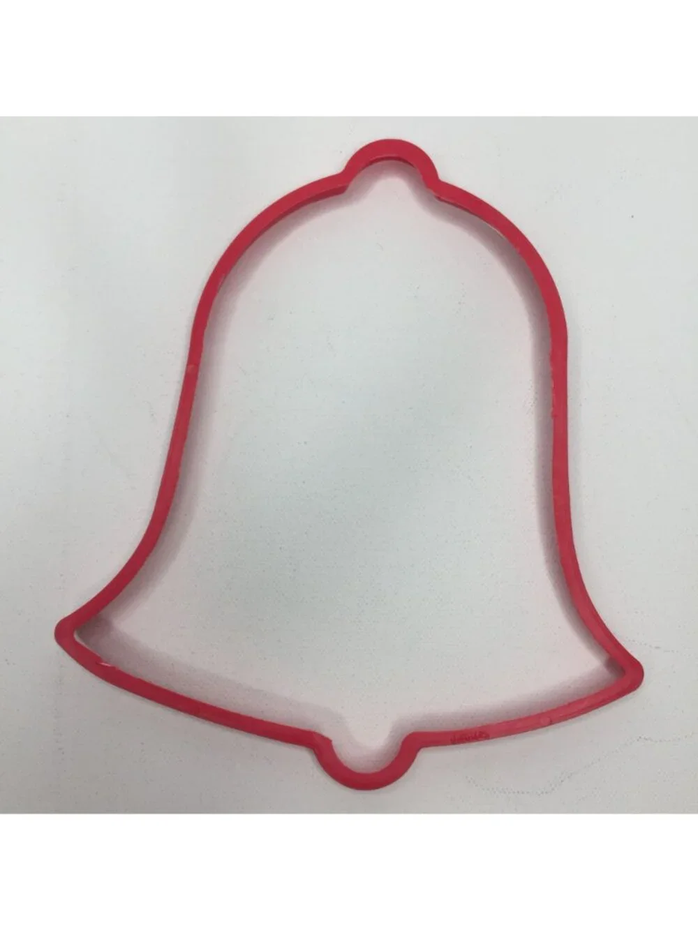 Vintage Christmas Theme Set 5 Metal Cookie Cutters Bell Candle Heart Tree Star
